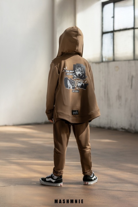 Bluza Rozpinana z Wilkiem Brązowa AW25 MashMnie