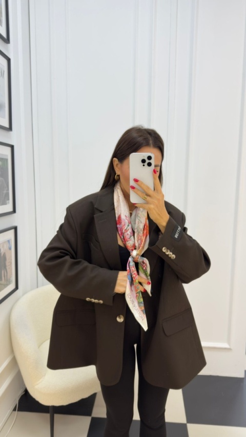 MARYNARKA BOWIE-BROWN Belluci