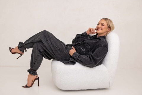 SPODNIE JEANS CZARNE Sempre