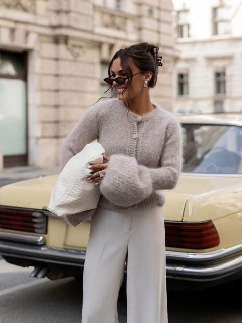 Sweter ANA Premium YARN beżowy Sweter ANA Premium YARN beżowy