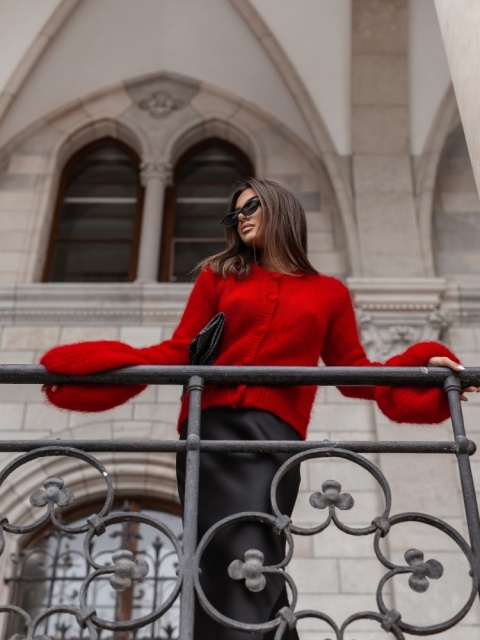 Sweter ANA Premium YARN czerwony