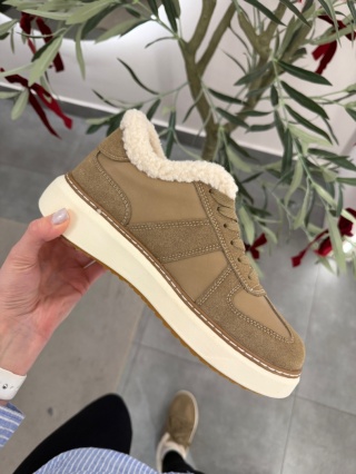Ocieplane sneakersy na platformie khaki