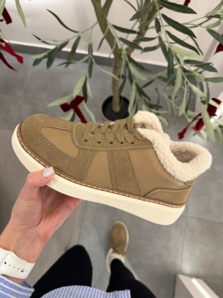 Ocieplane sneakersy na platformie khaki