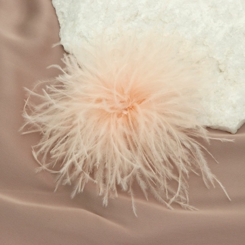 Broszka z piór marabuta BR97700