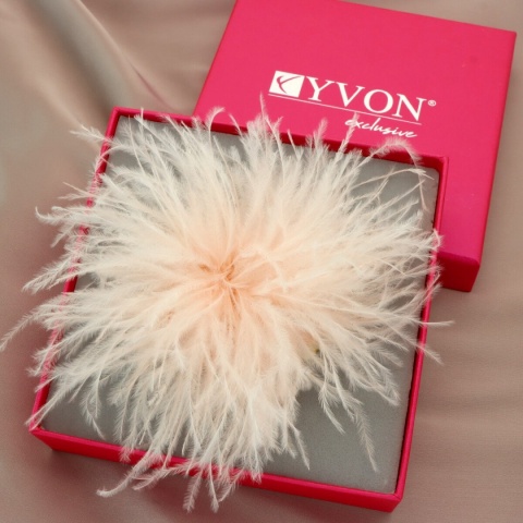 Broszka z piór marabuta BR97700