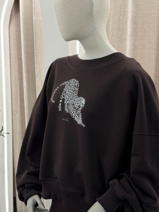 Bluza-Nooda z tygrysem czekoladowa