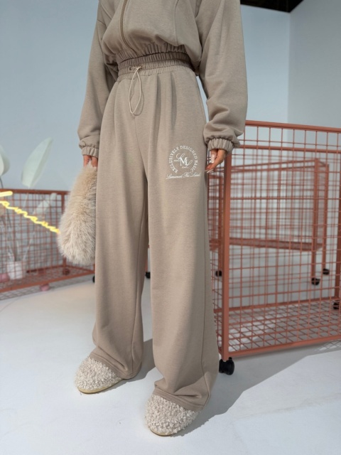 Spodnie REGULAR latte la manuel