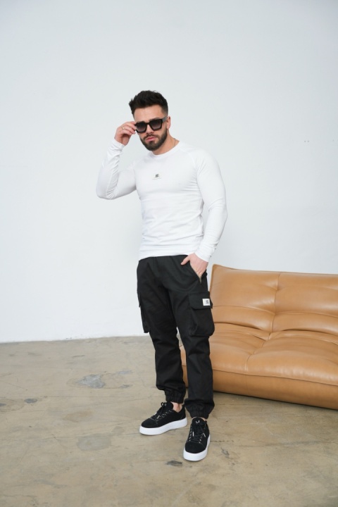 T-SHIRT LONGSLEEVE MĘSKI BG DOOM | BIAŁY