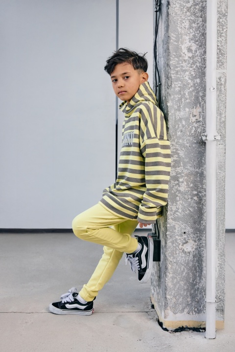 Bluza z kapturem MASHMNIE żółta w paski