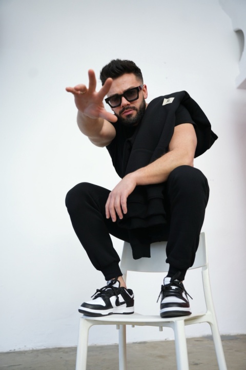 T-SHIRT MĘSKI BG MALIK | CZARNY