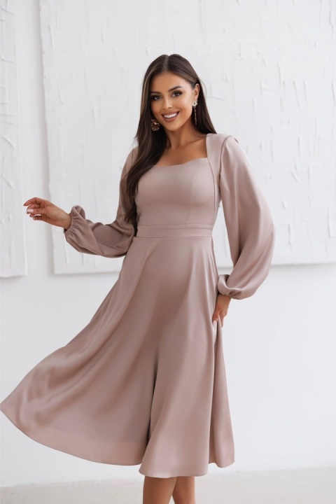 Sukienka CAMELIA Lacoria beżowa/satyna