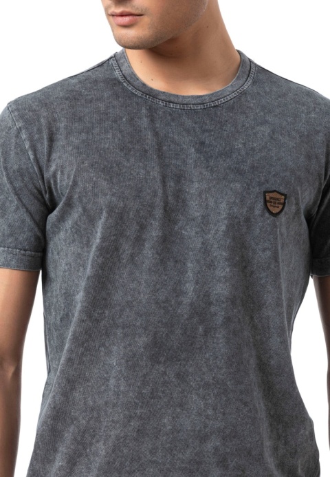 CT808 T-shirt męski Relax Fit ze spraniem i naszywką